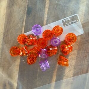 Hydrafacial tips 13 Orange and 4 Purple Plastic Caps unused